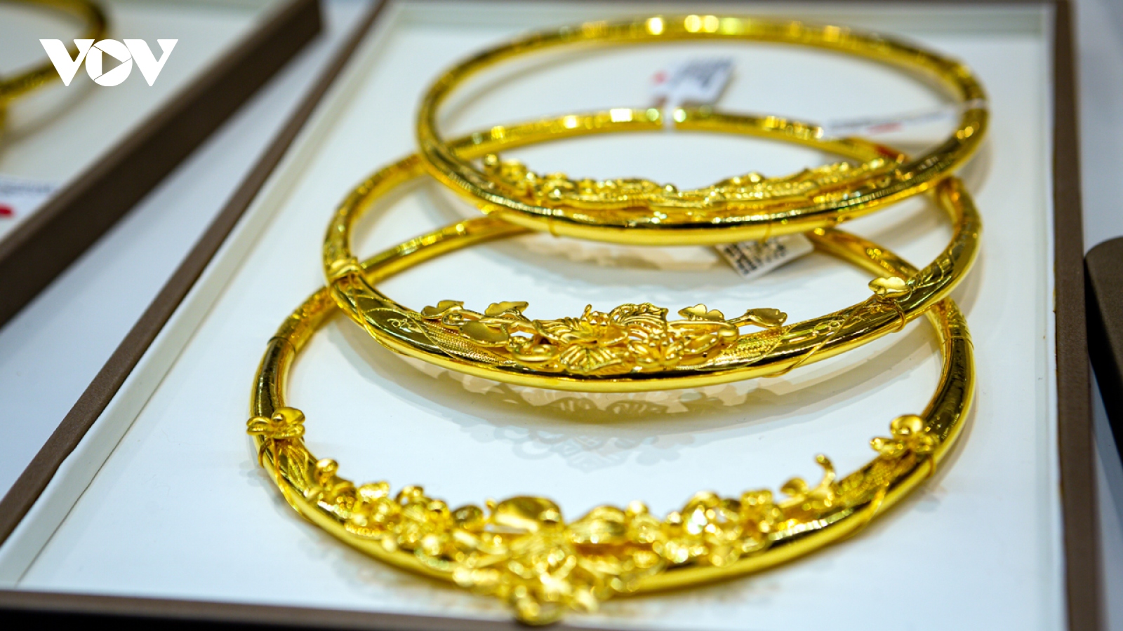 Giá vàng hôm nay 19/8: Vàng SJC tăng nhẹ lên 67,7 triệu đồng/lượng