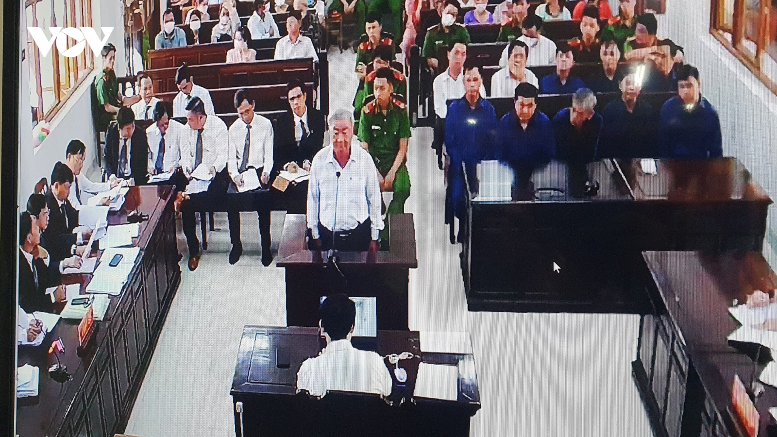 Tòa trả hồ sơ để điều tra bổ sung vụ 13 bị cáo sai phạm đất đai tại Đồng Nai