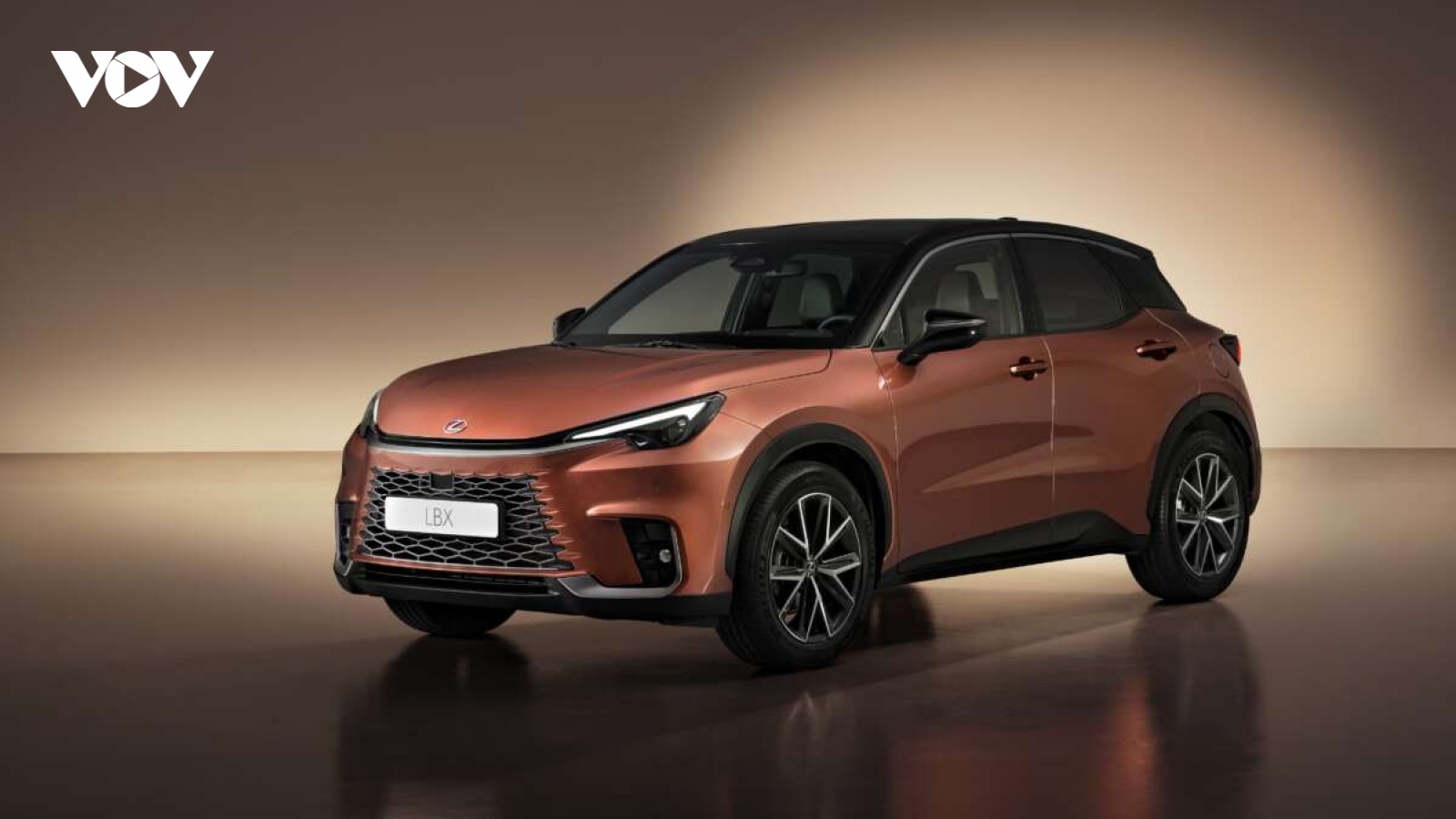 Lexus LBX 2023 - SUV phân khúc B đầu tiên của hãng sở hữu nền tảng TNGA GA-B