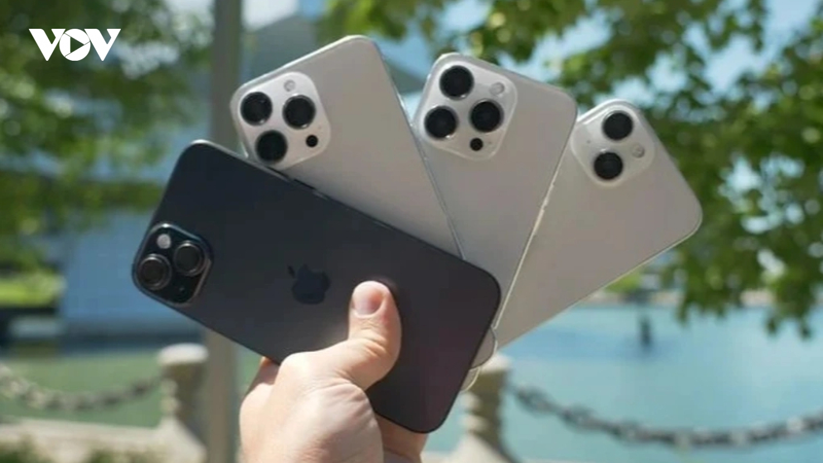 Giá iPhone 15 Pro và iPhone 15 Pro Max sẽ tăng cao