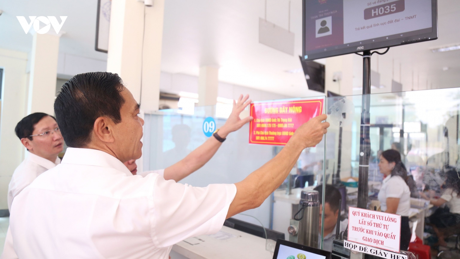 Chủ tịch Hà Tĩnh Võ Trọng Hải công khai số điện thoại tiếp nhận ý kiến người dân