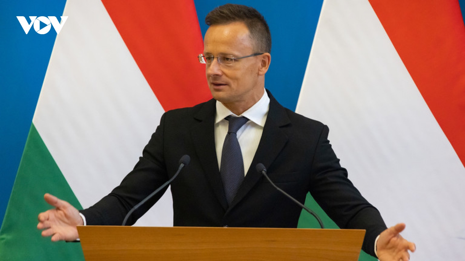Hungary đe dọa chặn tất cả gói hỗ trợ quân sự của EU cho Ukraine