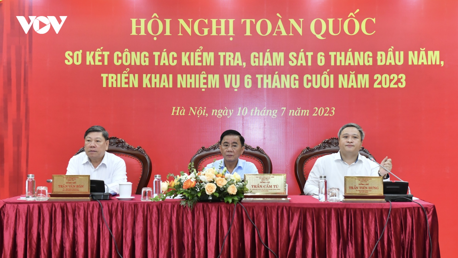 "Nhận diện ngày càng rõ hơn tình trạng suy thoái của một bộ phận cán bộ"