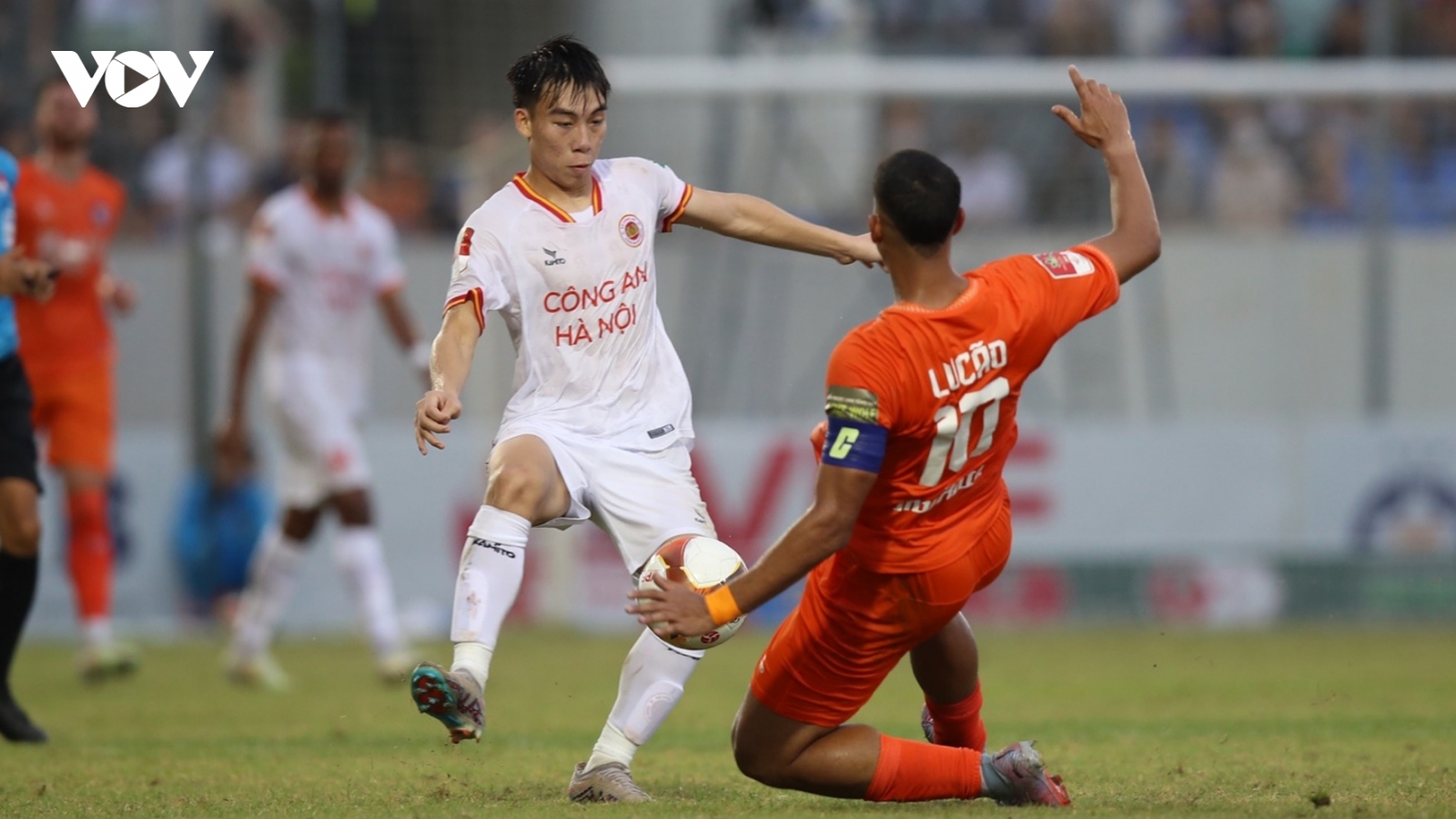 BXH V-League 2023 mới nhất: Top đầu đồng loạt sảy chân, HAGL phải đua trụ hạng