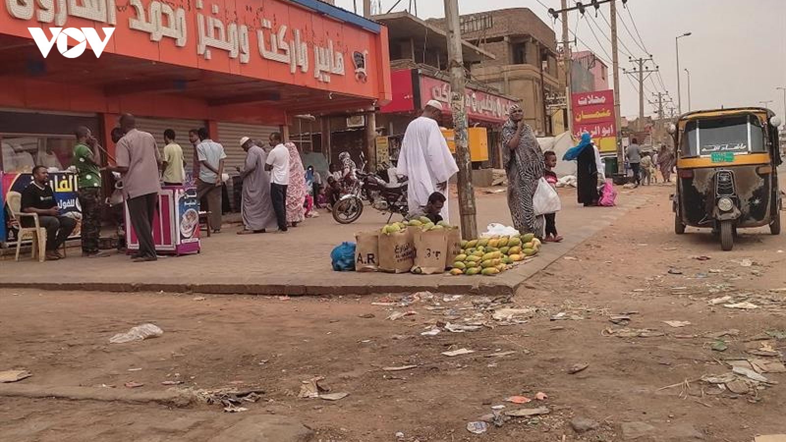 Chiến sự Sudan diễn biến phức tạp, thế giới A rập kêu gọi ngừng bắn tức thì