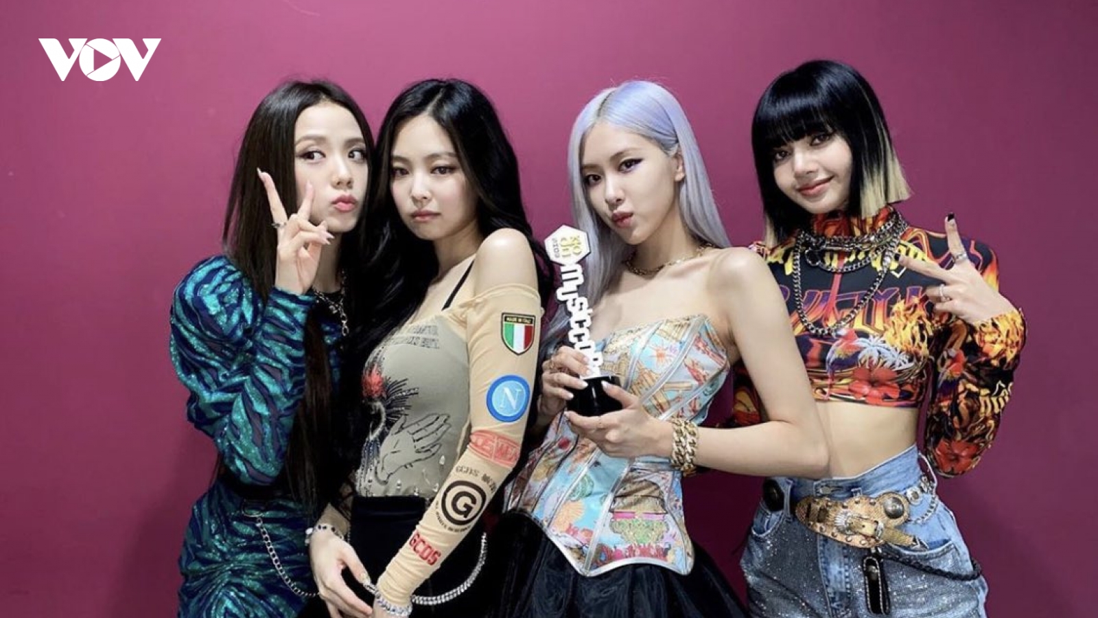 Công ty tổ chức đêm Blackpink lên tiếng về thông tin ủng hộ "đường lưỡi bò"