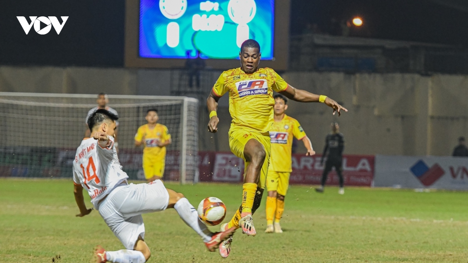 Kết quả V-League 2023 hôm nay 27/7: Thanh Hóa tạm vươn lên dẫn đầu