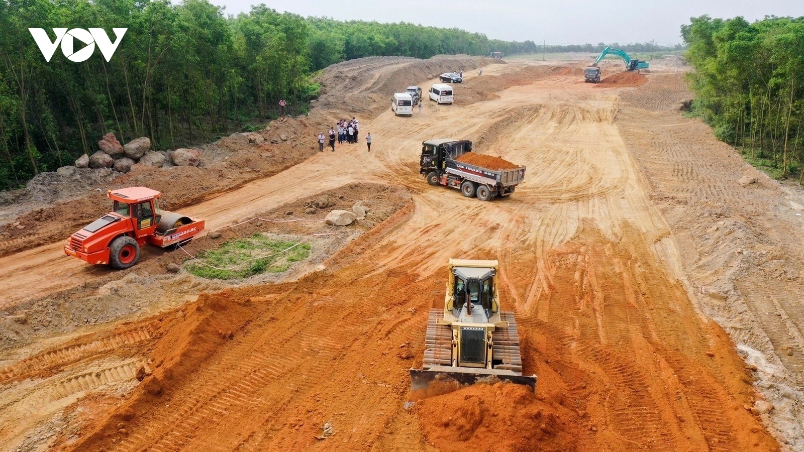 Cao tốc Bắc-Nam qua nhiều địa phương đang bị “nghẽn” mặt bằng