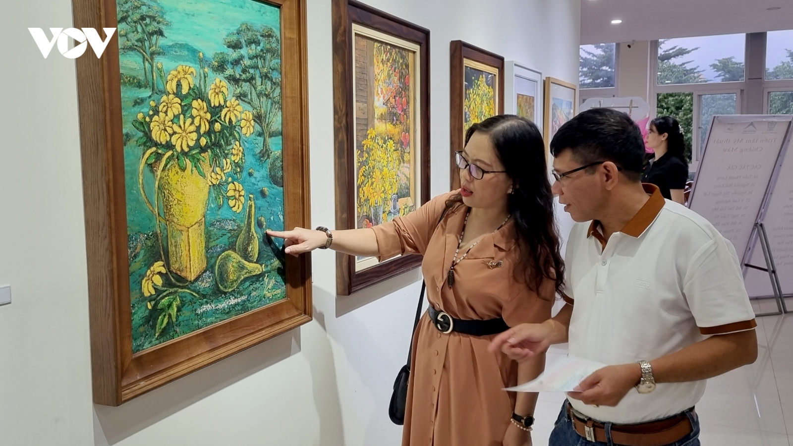 Đắk Lắk khai mạc Triển lãm mỹ thuật Chiêng màu