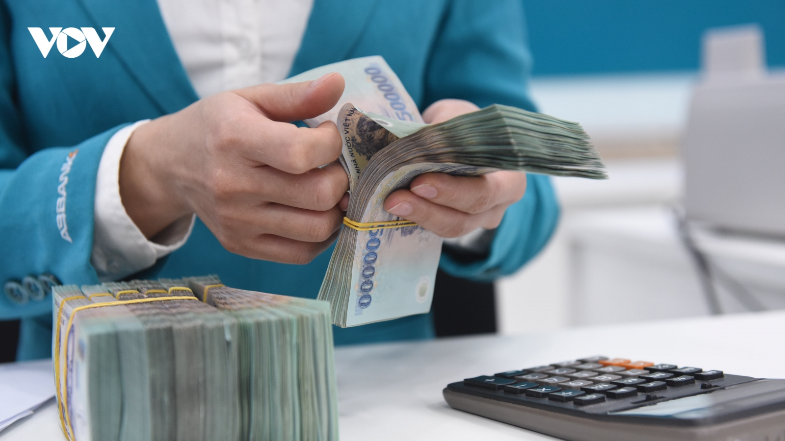 Sau ly hôn, chồng cũ đột nhiên đến vay tôi 100 triệu đồng