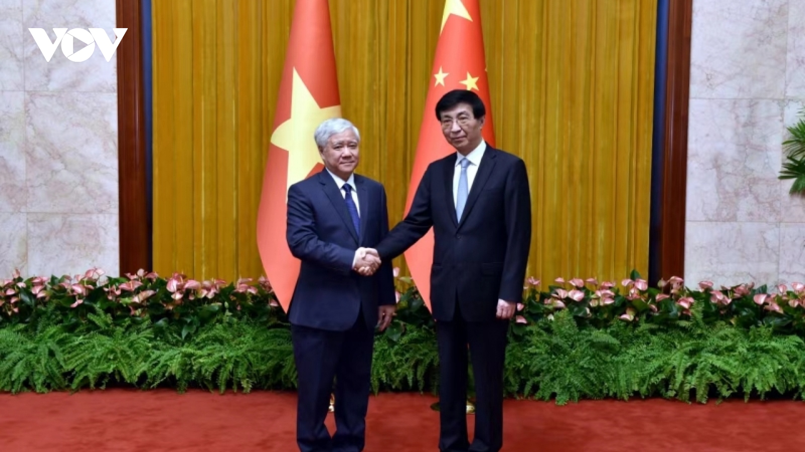Chủ tịch Ủy ban TƯ MTTQ Việt Nam hội đàm với Chủ tịch Chính hiệp Trung Quốc