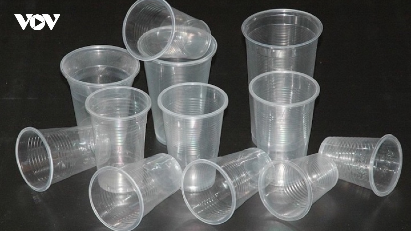 Tác hại khi sử dụng cốc dùng 1 lần