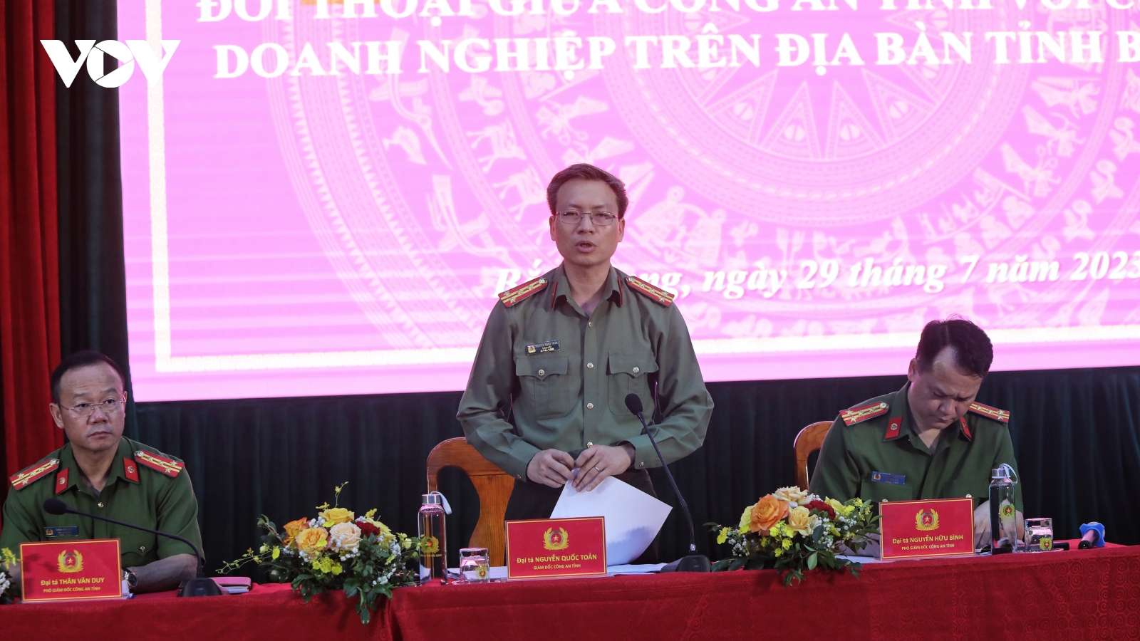 Công an Bắc Giang đối thoại với hơn 100 doanh nghiệp