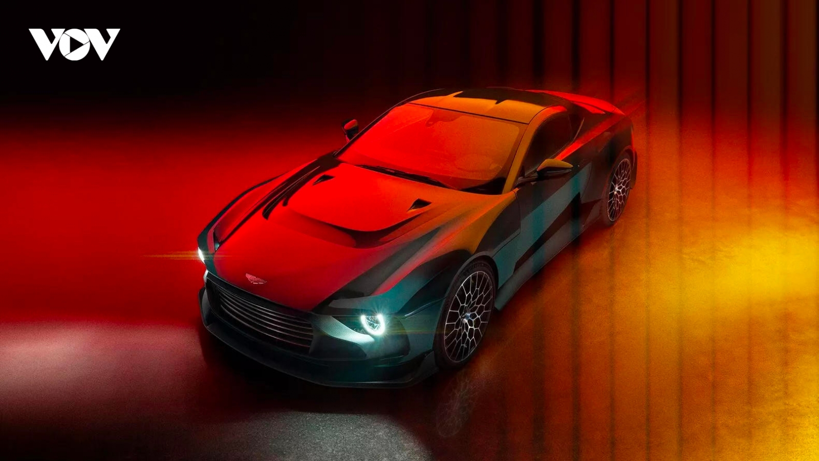 Aston Martin trình làng siêu phẩm Valour với động cơ 715 mã lực