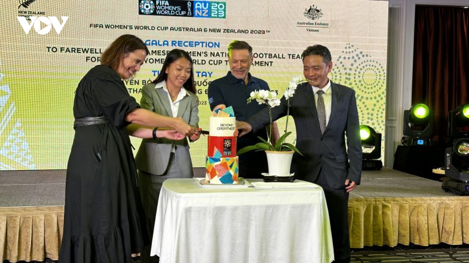 ĐT nữ Việt Nam được Đại sứ quán New Zealand và Australia "tiếp lửa" trước World Cup
