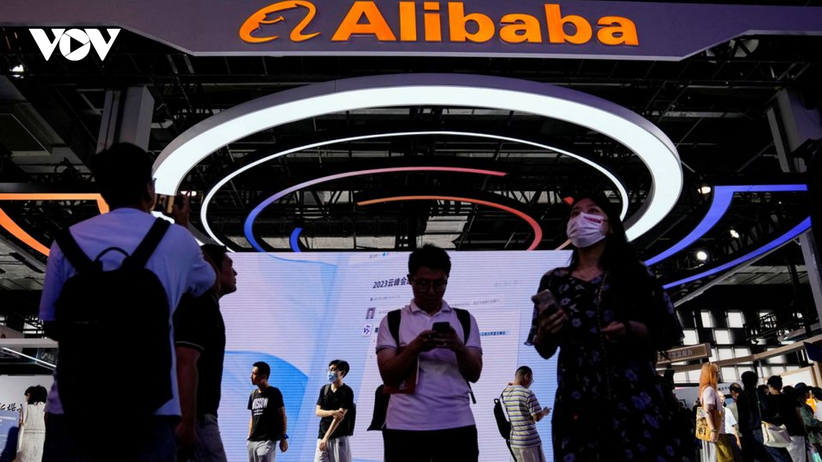Alibaba và Huawei ra mắt sản phẩm trí tuệ nhân tạo