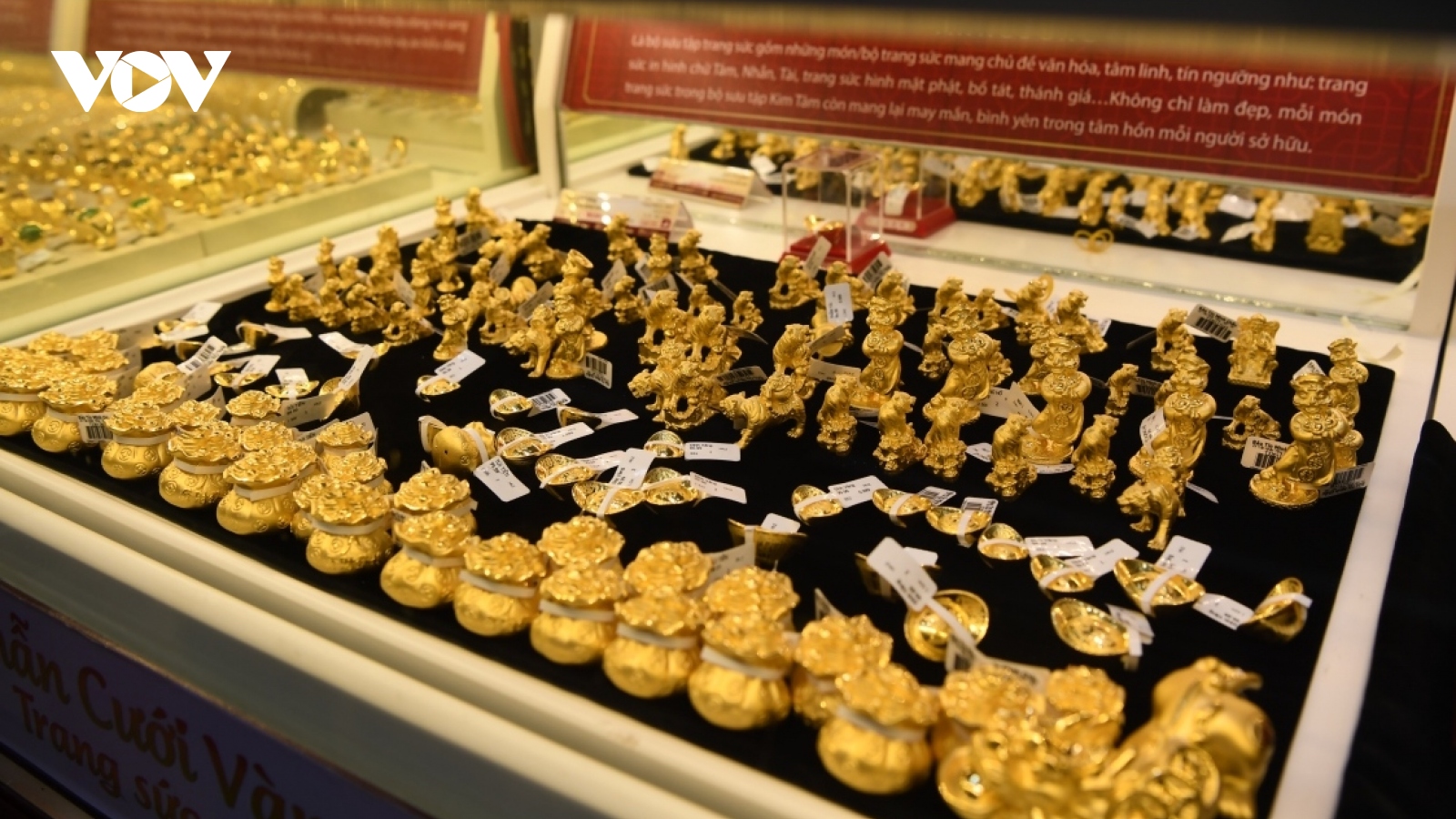 Giá vàng hôm nay 19/10: Vàng SJC tăng lên mức 70,45 triệu đồng/lượng