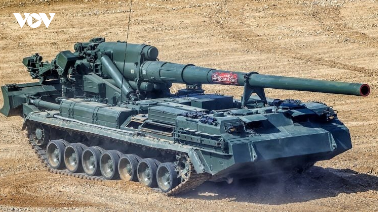 Giãi mã chiến thuật pháo binh mới của Nga khiến xe tăng Ukraine gặp nguy
