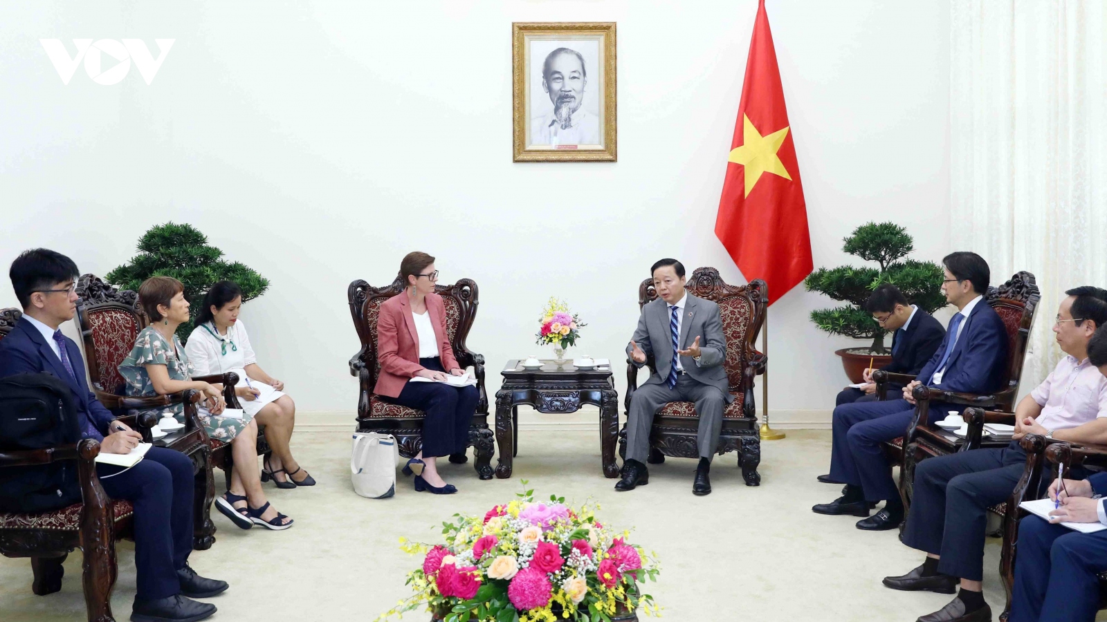 Phó Thủ tướng Trần Hồng Hà tiếp Trưởng đại diện WHO tại Việt Nam