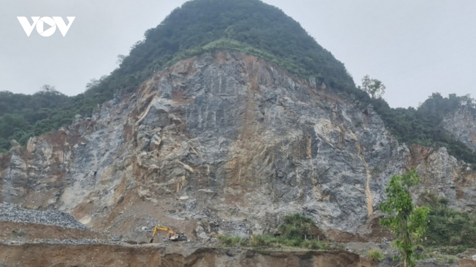 Tai nạn lao động làm chết người tại mỏ đá ở Quảng Bình