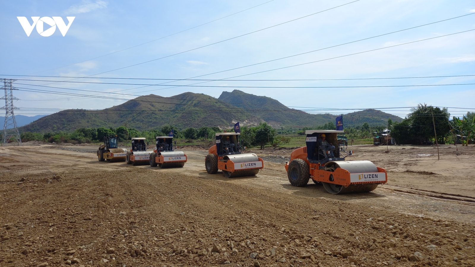 Chủ động nguồn vật liệu, đảm bảo tiến độ cao tốc Vân Phong - Nha Trang