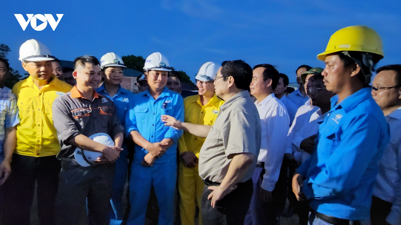 Thủ tướng kiểm tra công trình trọng điểm ngành giao thông tại Quảng Trị