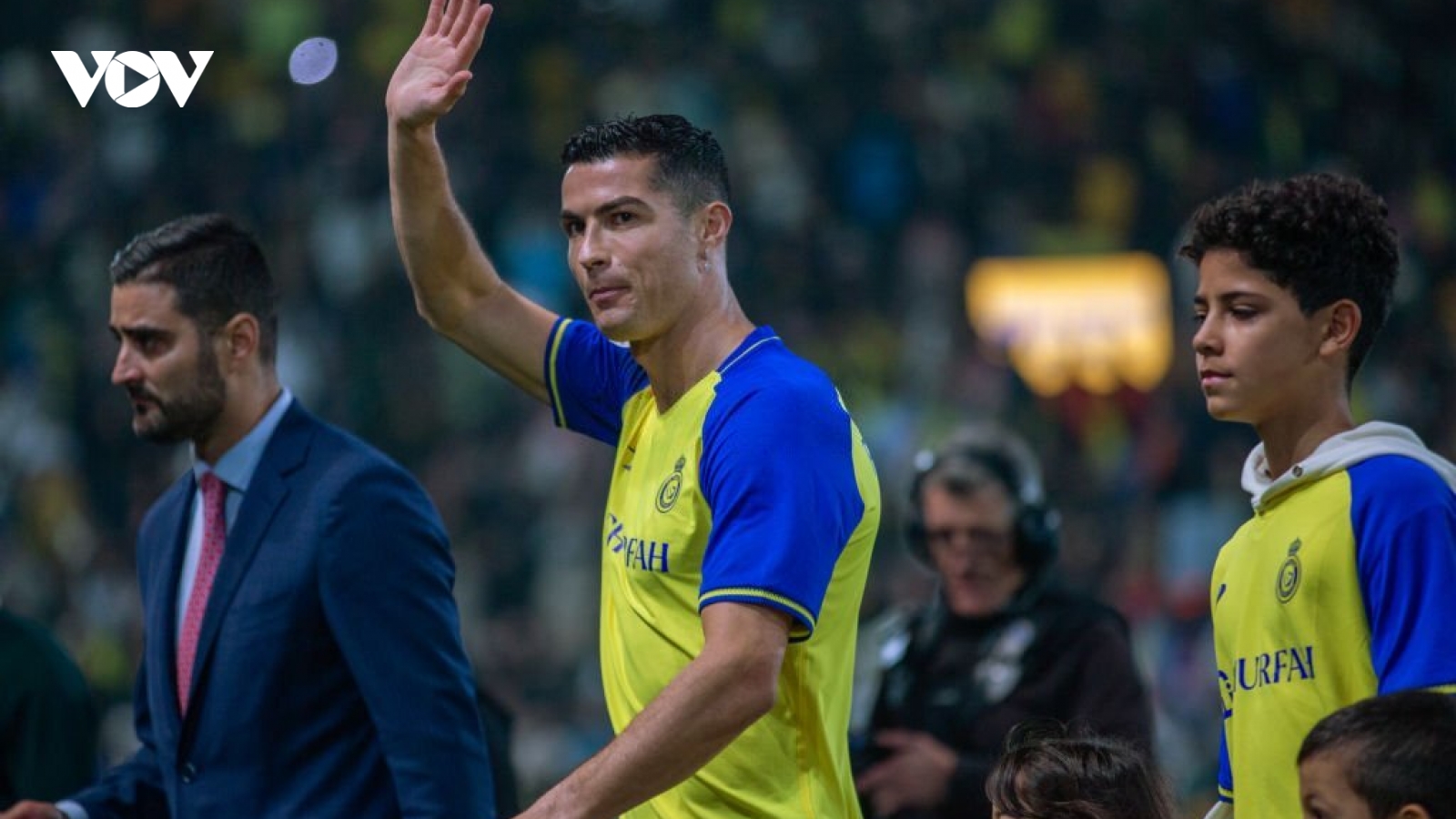 Chuyển nhượng 4/7: Ronaldo đón đồng đội từ châu Âu, MU mua sao Inter Milan