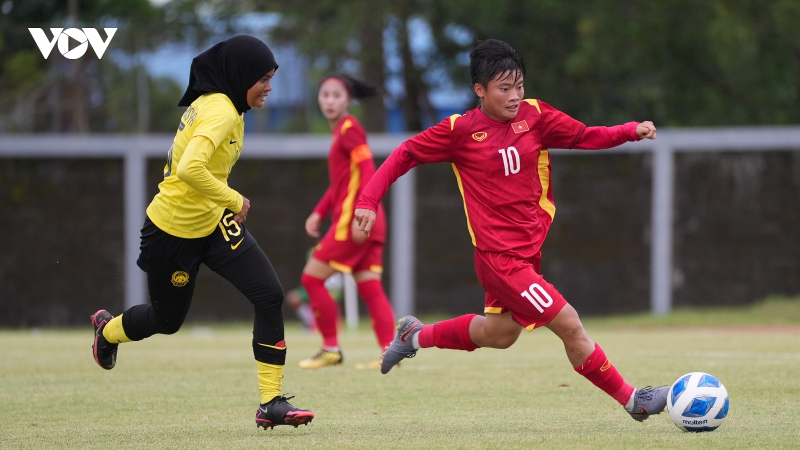 U19 nữ Việt Nam vào bán kết U19 nữ Đông Nam Á sau trận thắng Malaysia 6-0