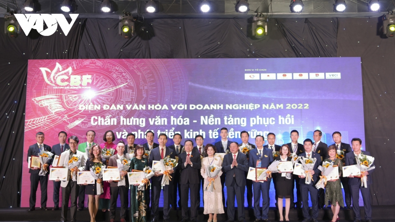 Xét và công nhận “Doanh nghiệp đạt chuẩn văn hóa kinh doanh Việt Nam” năm 2023