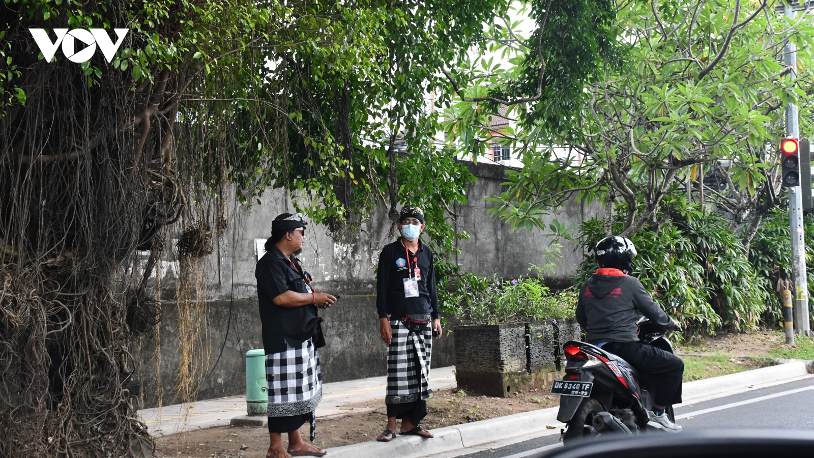 Indonesia lập lực lượng đặc nhiệm xử lý vi phạm của du khách ở Bali