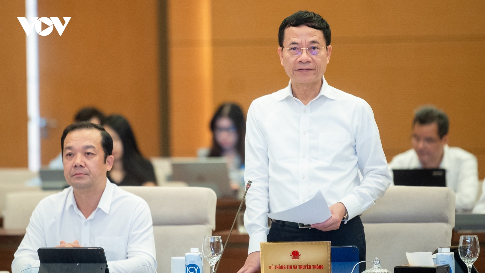 Bộ trưởng Nguyễn Mạnh Hùng: Đấu giá sim số đẹp sẽ khả thi với cách tính mới
