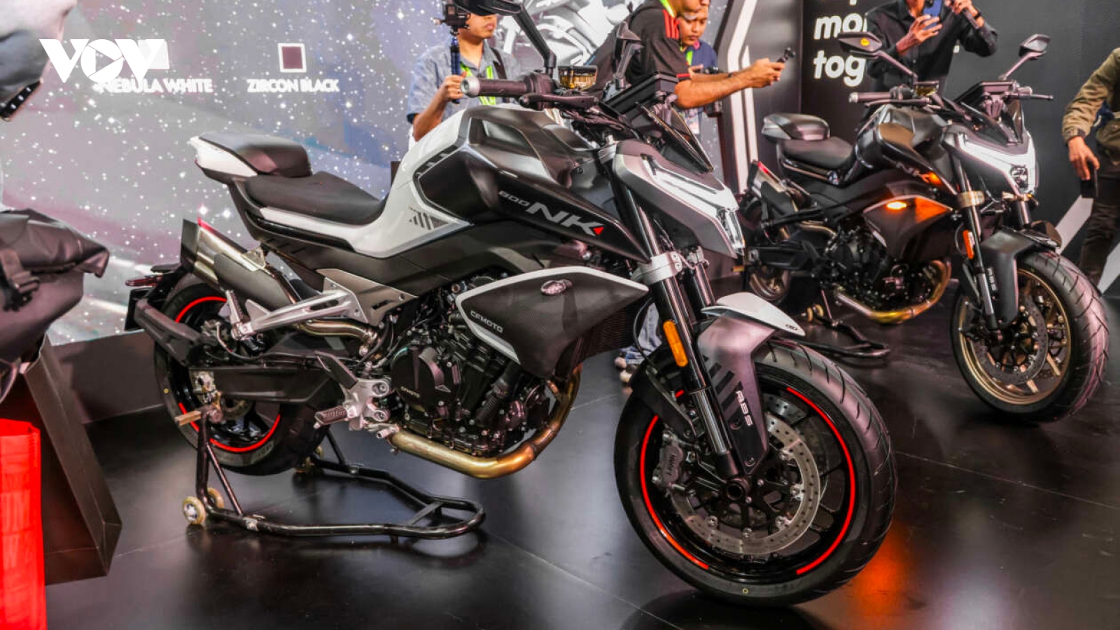 CFMoto 800NK Advanced Naked Sportsbike 2023 chính thức trình làng