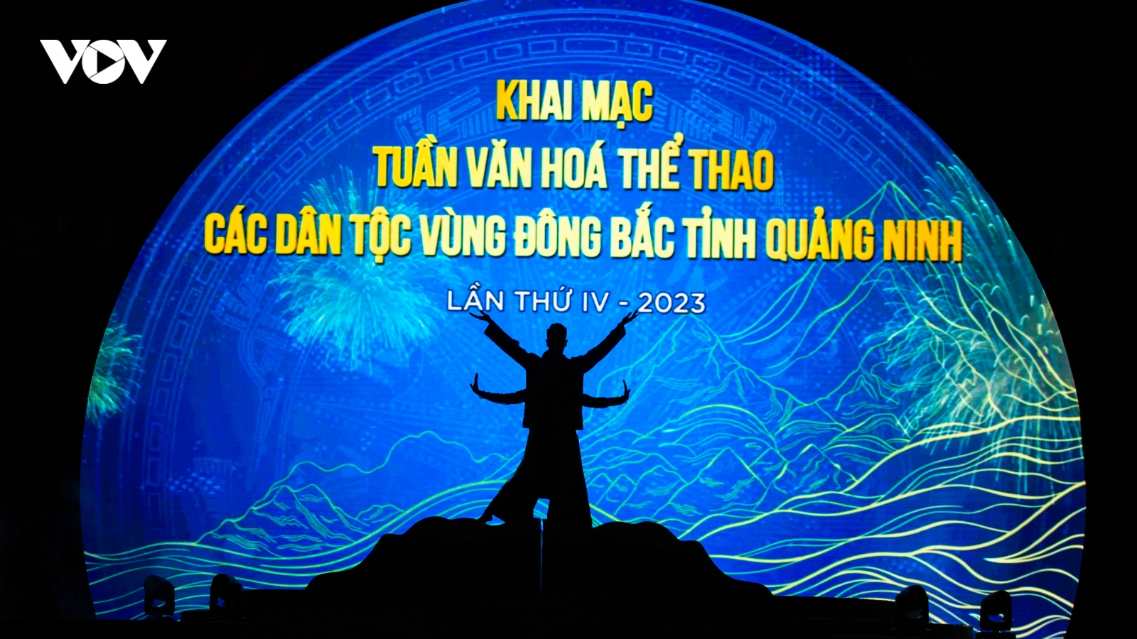 Rực rỡ sắc màu các dân tộc vùng Đông Bắc