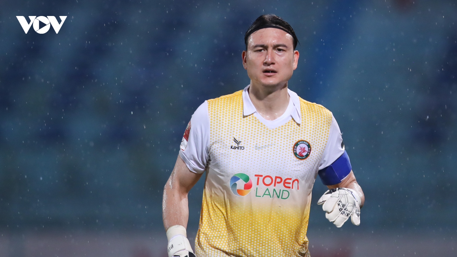 Kết quả V-League 2023: Văn Lâm ngăn Viettel FC leo lên ngôi đầu