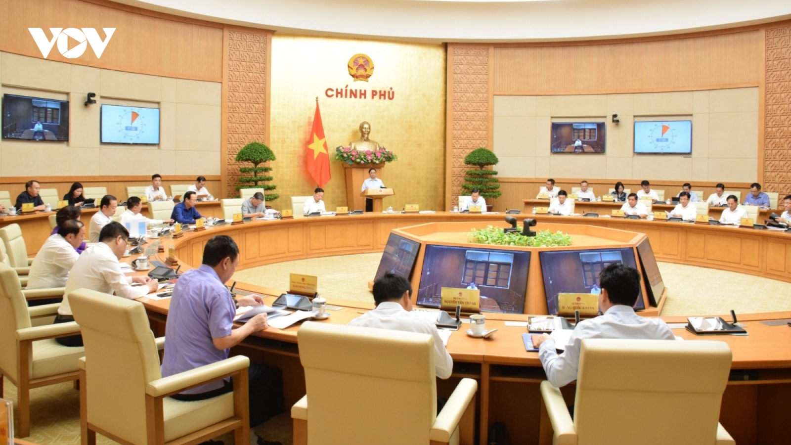 Government reviews socio-economic performance in July