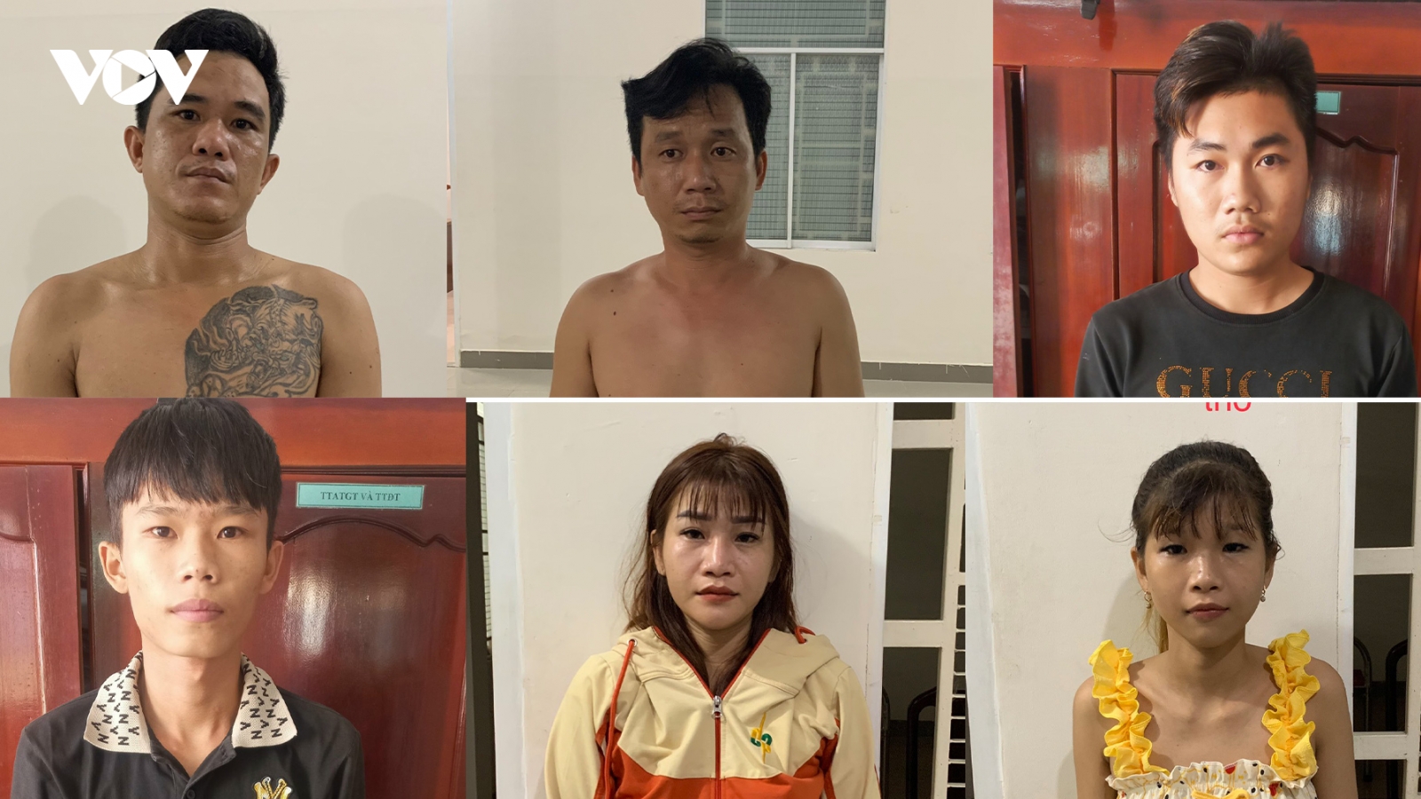 Đâm 4 người trọng thương vì mâu thuẫn trong quán karaoke