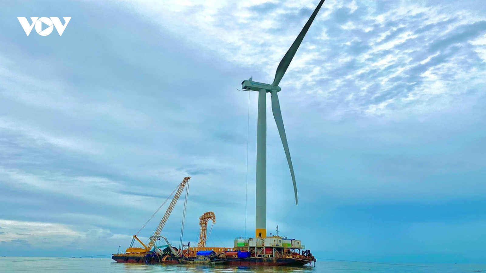 Phát triển năng lượng tái tạo ngoài khơi: Petrovietnam lãnh ấn tiên phong
