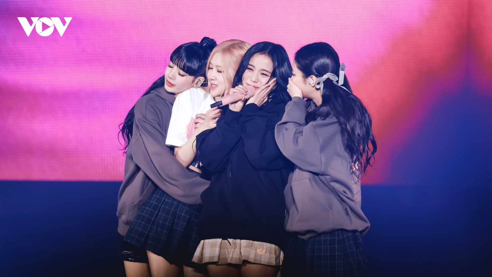 Khoản tiền khổng lồ Blackpink nhận được nếu tái ký hợp đồng với YG