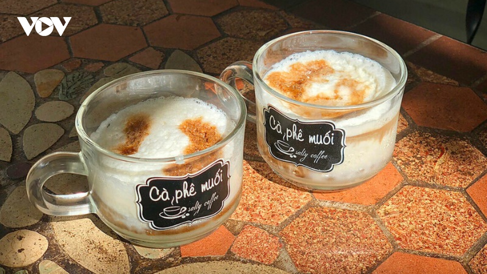 Giải mã 'cơn sốt' cafe muối đang khiến người Hà Nội đắm đuối