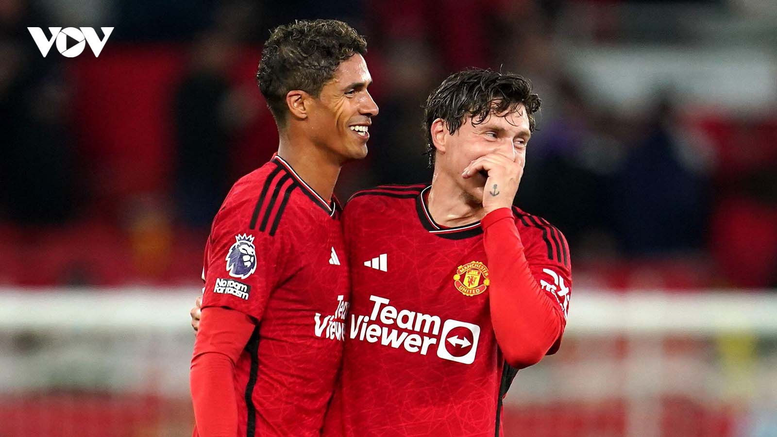 Chuyển nhượng 22/8: MU nguy cơ mất trụ cột, Man City nổ thêm bom tấn