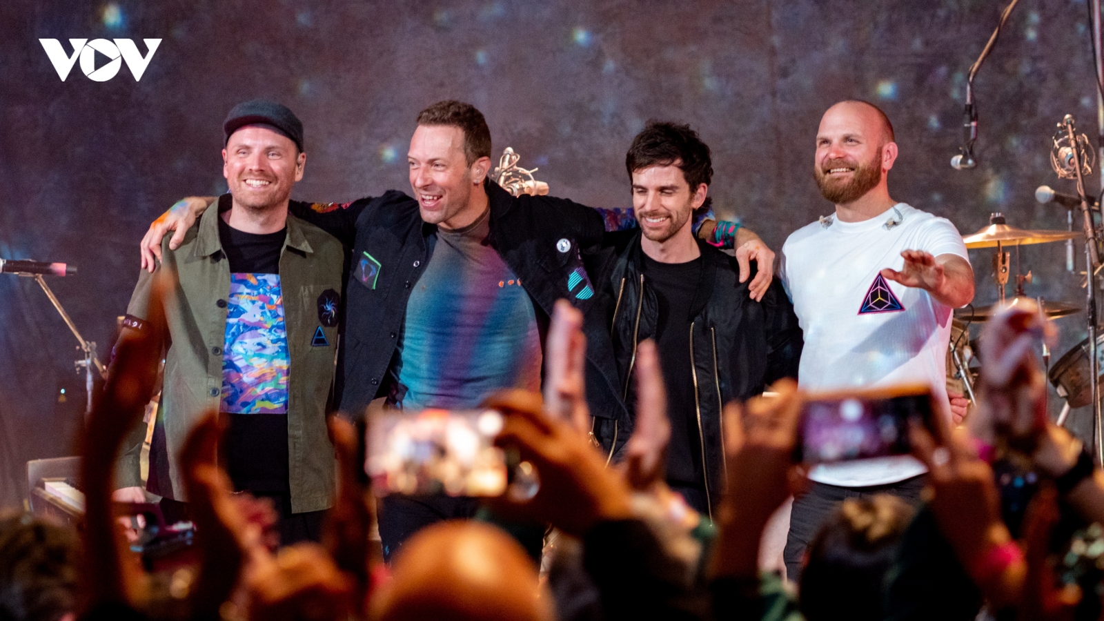 Quản lý cũ của Coldplay khởi kiện cả ban nhạc