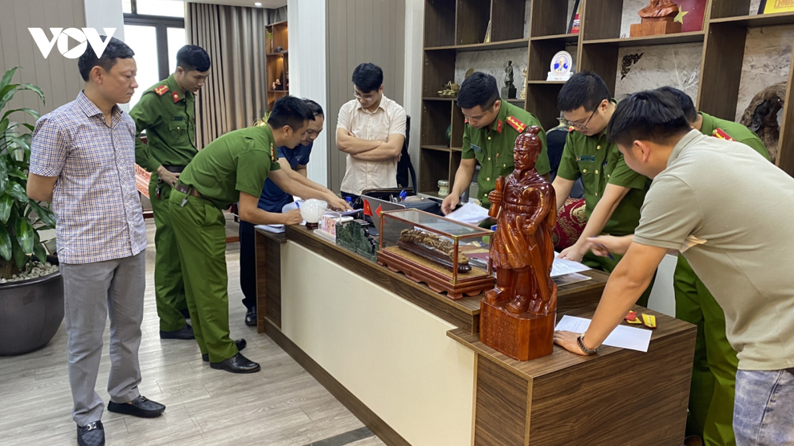 Mạo danh Phó Vụ trưởng Ban Nội chính Trung ương lừa đảo gần 10 tỷ đồng