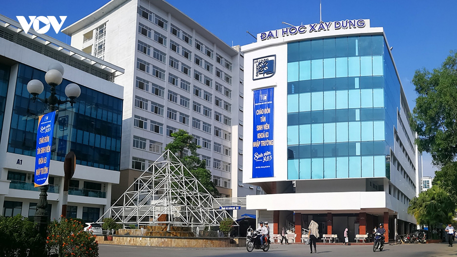 Điểm chuẩn vào Trường Đại học Xây dựng Hà Nội cao nhất là 24,49