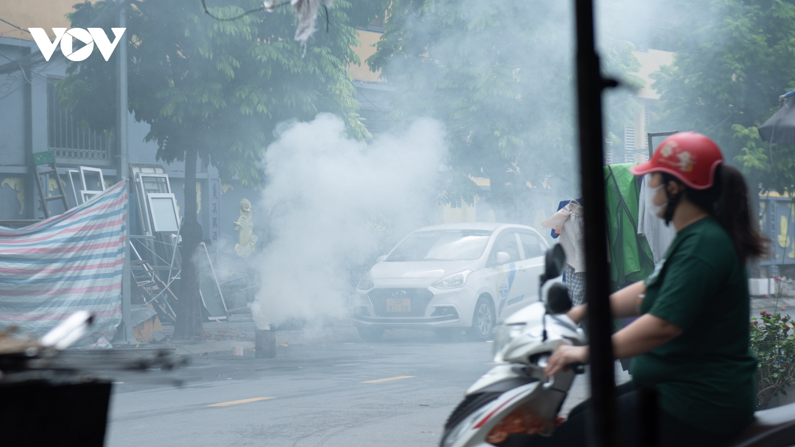 Cần làm gì để có thể kiểm soát được "sát thủ vô hình" ô nhiễm không khí?