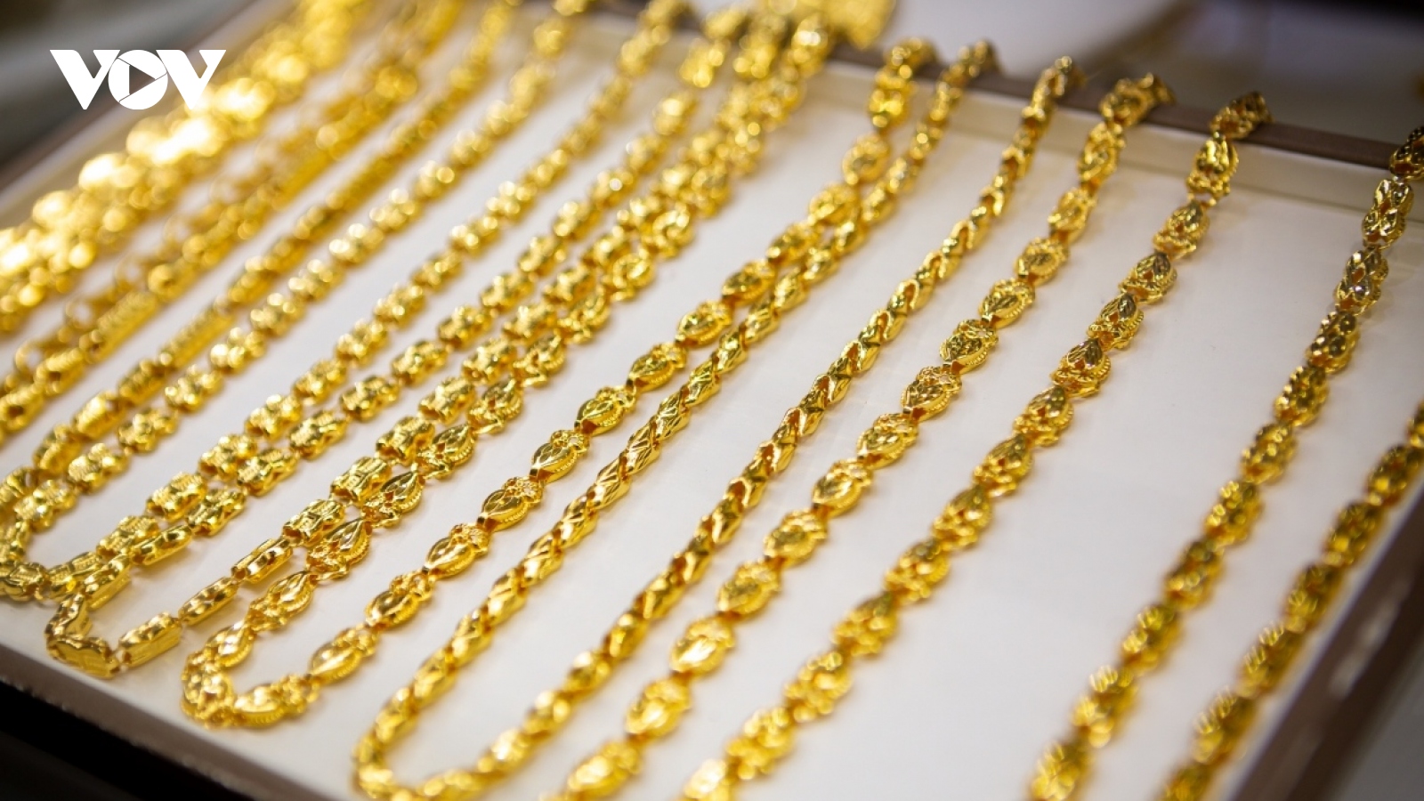 Giá vàng hôm nay 30/5: Vàng SJC đột ngột giảm 3 triệu đồng/lượng