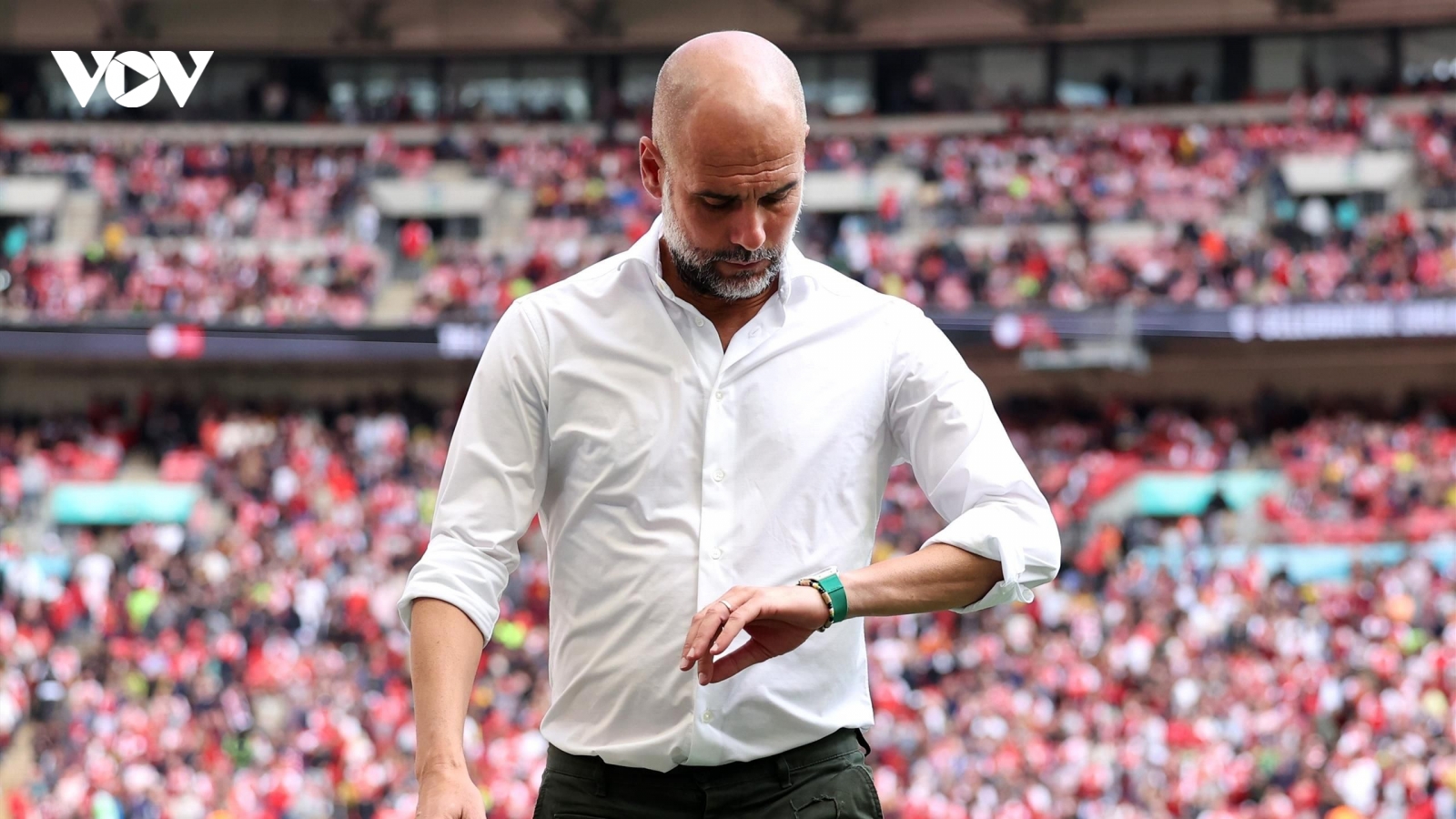 HLV Pep Guardiola phản ứng bất ngờ sau khi Man City mất Siêu cúp Anh