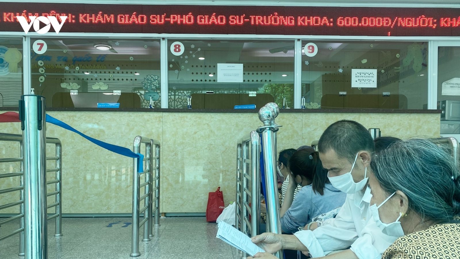 Nâng cấp bệnh viện để người Việt không phải ra nước ngoài chữa bệnh