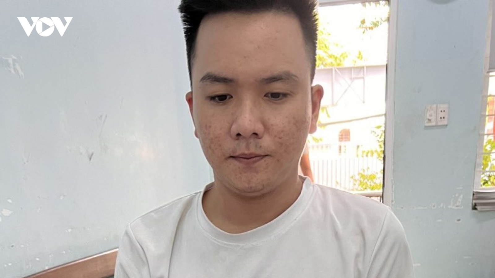 Bắt tài xế xe grab kiêm shiper ma túy