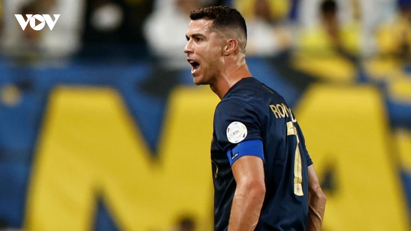 Ronaldo có hành động đẹp ở trận Al Nassr thắng 4-0 Al Shabab