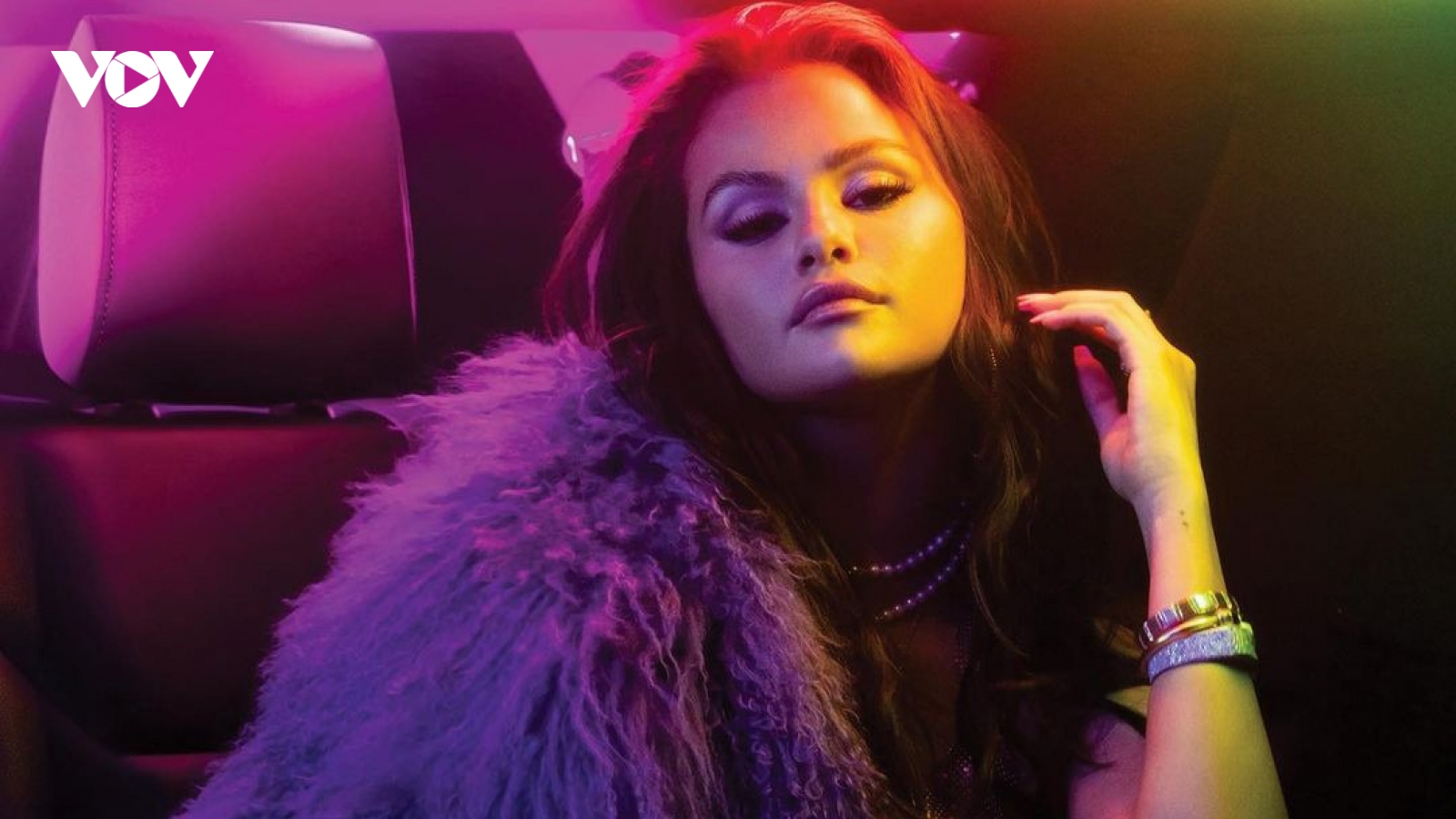 Selena Gomez phủ nhận tin ca khúc mới "Single Soon" nhắc về tình cũ The Weeknd
